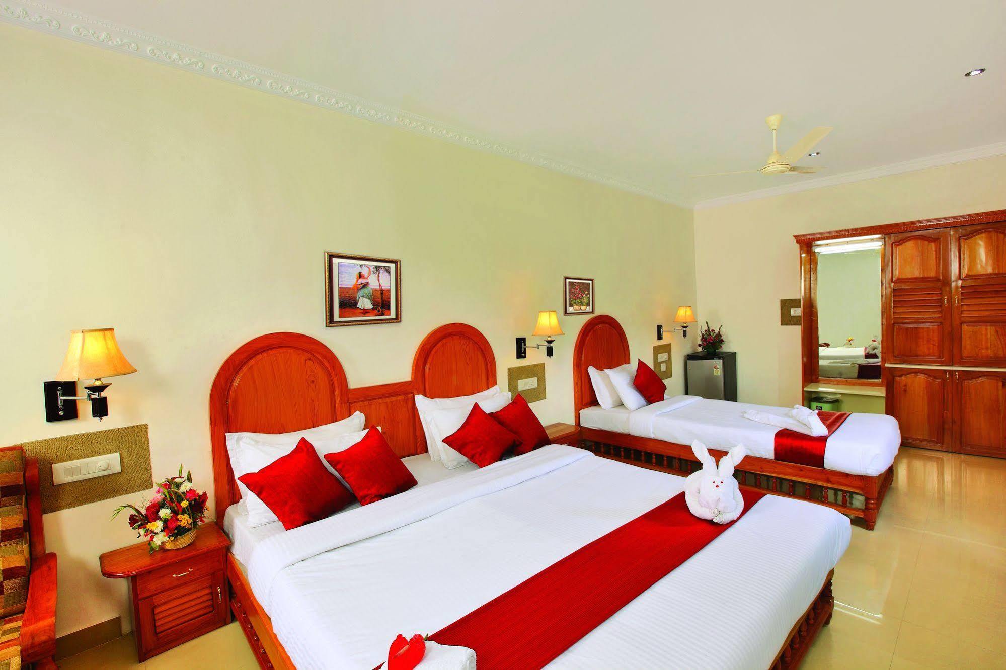 Jungle Park Resorts Thekkady Ngoại thất bức ảnh